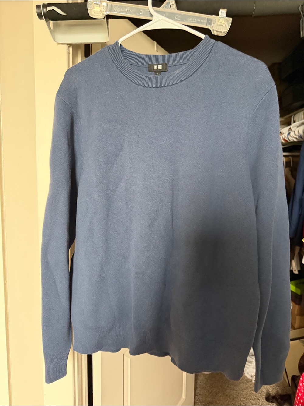 Uniqlo Men’s Navy Crewneck Sweater